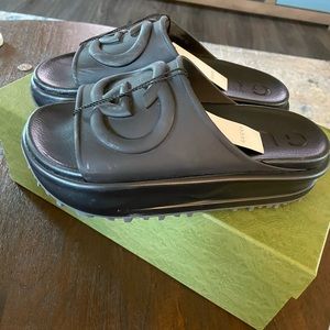 GUCCI Soft Rubber BLACK Slides Sz. 8 in Box w/ind. cloth bags for storage.